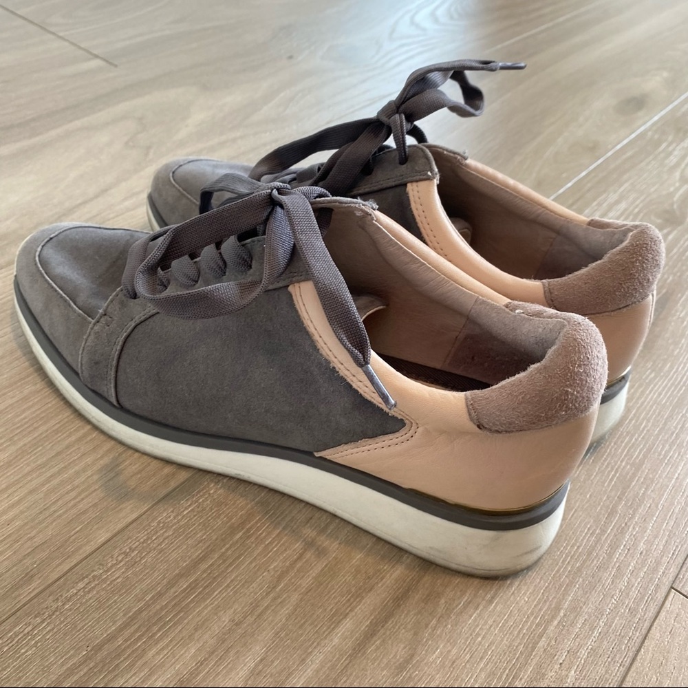 Louise ET Cle size 6.5 grey and pink suede shoes
